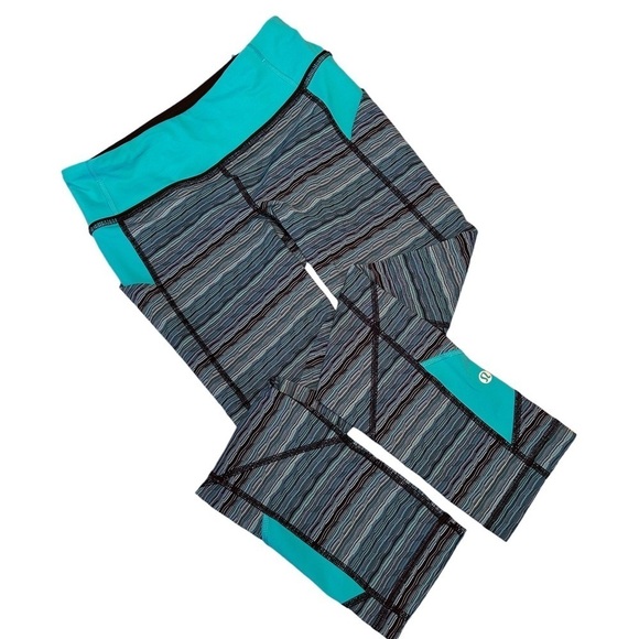 LULULEMON ATHLETICA Pace Rival Crop Dye Twist Naval Blue Peacock W6G65S Size 4 - Picture 1 of 10